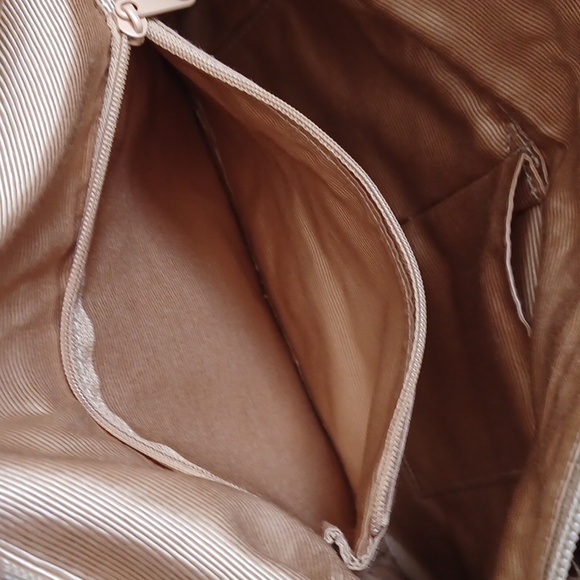 Hobo Medium Size Clutch - Picture 10 of 14